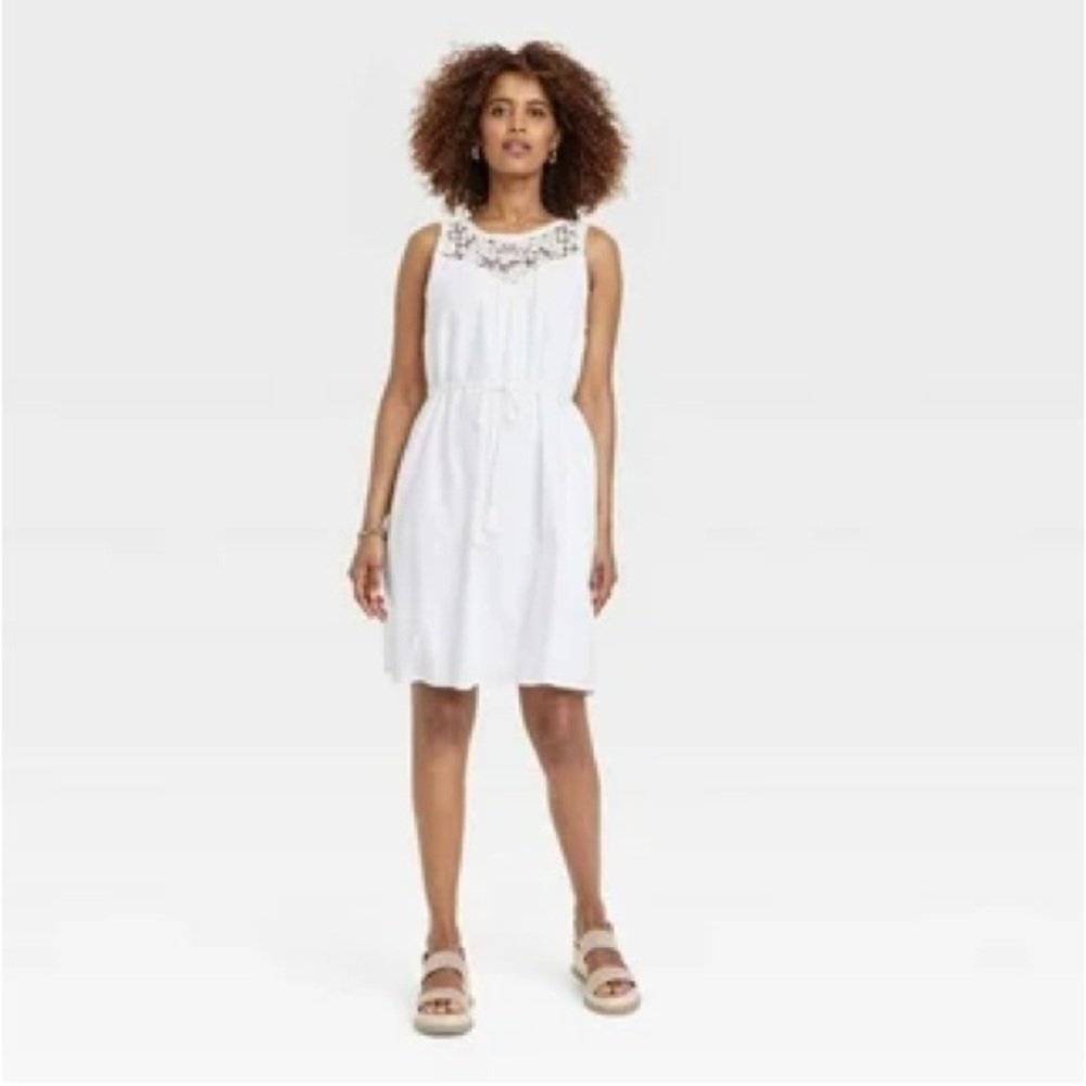 Knox Rose White Sleeveless Dress